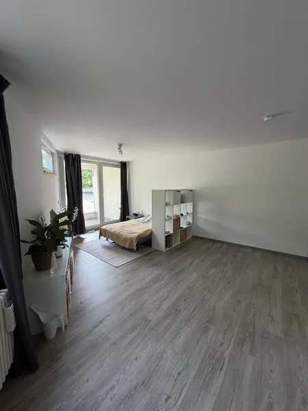 Vertragsübernahme für eine gemütliche 1-Zimmer-Wohnung in Berlin-Weißensee — photo 1